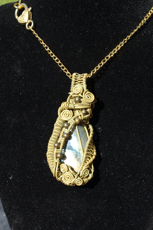 Beaded brass Labradorite Pendant