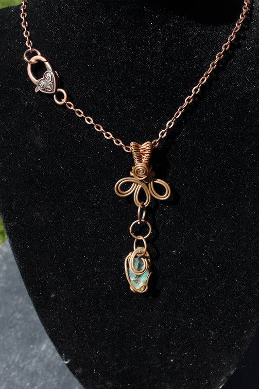 Suspended green fluorite Necklace