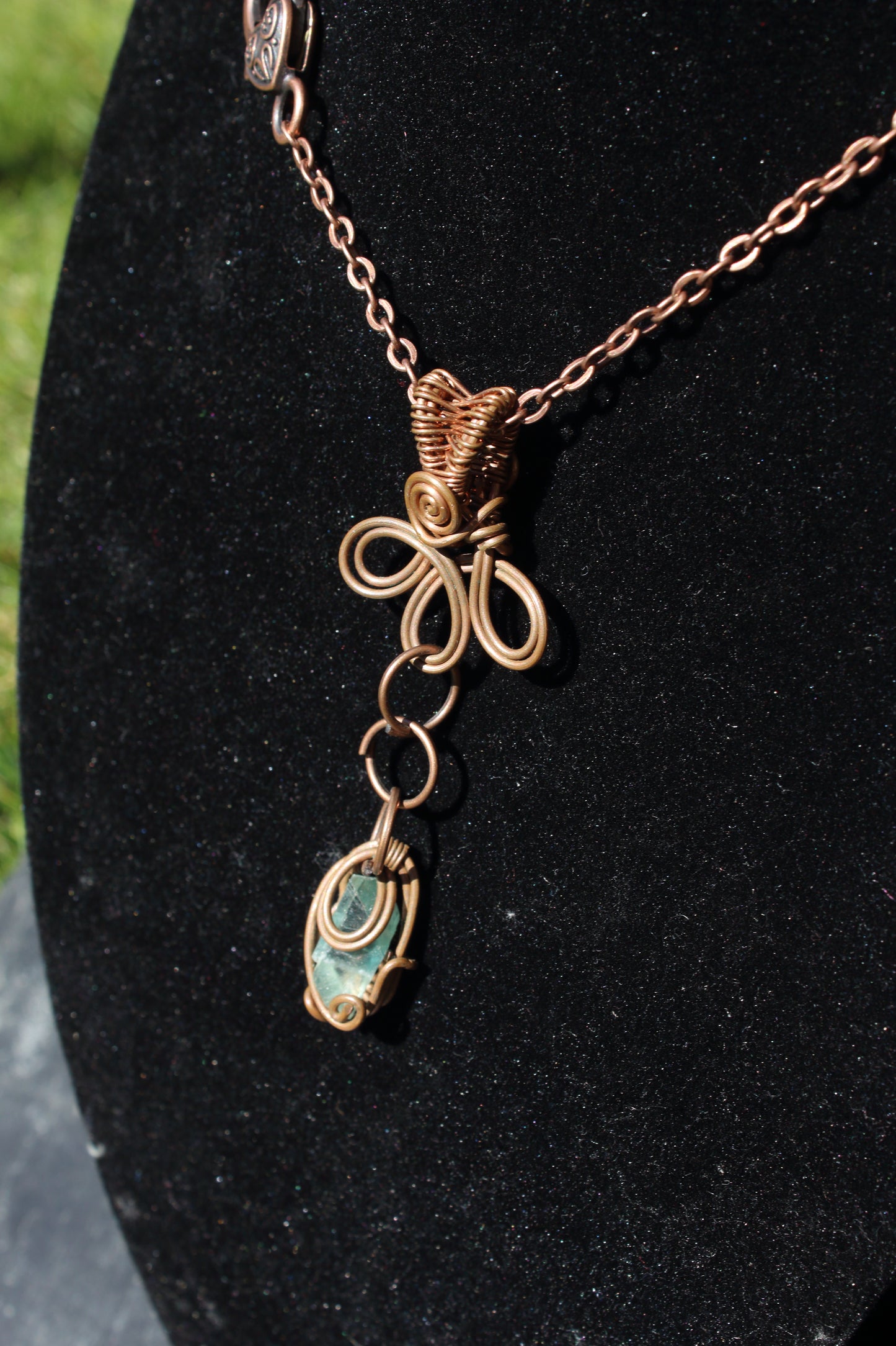 Suspended green fluorite Necklace