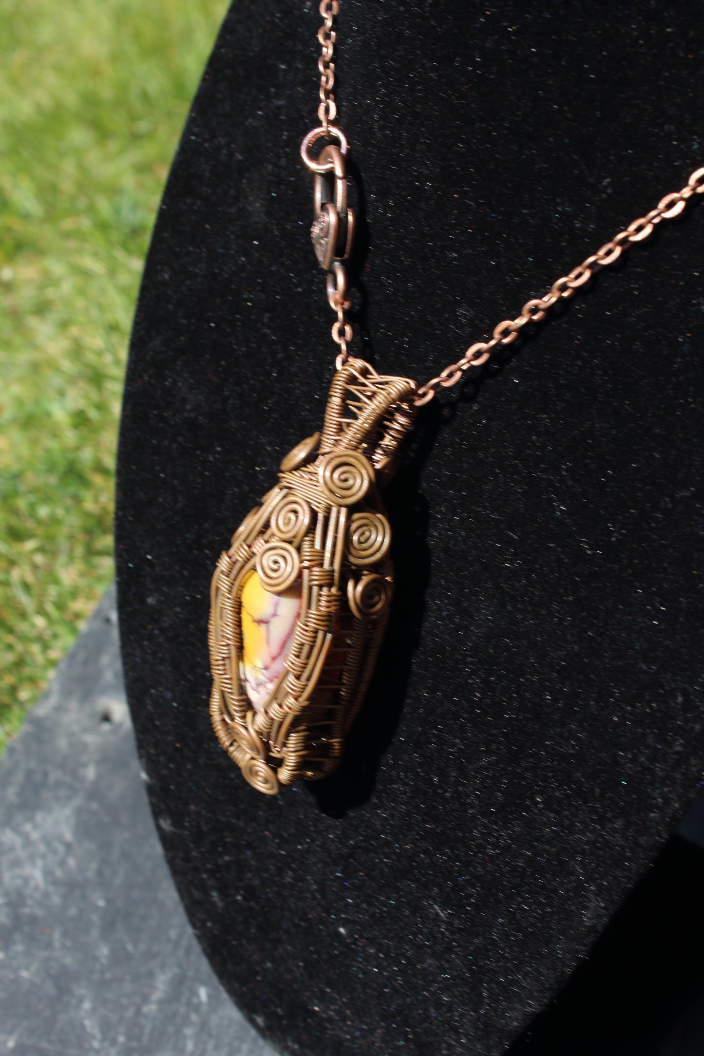Specimen piece: Mookatite jasper amulet
