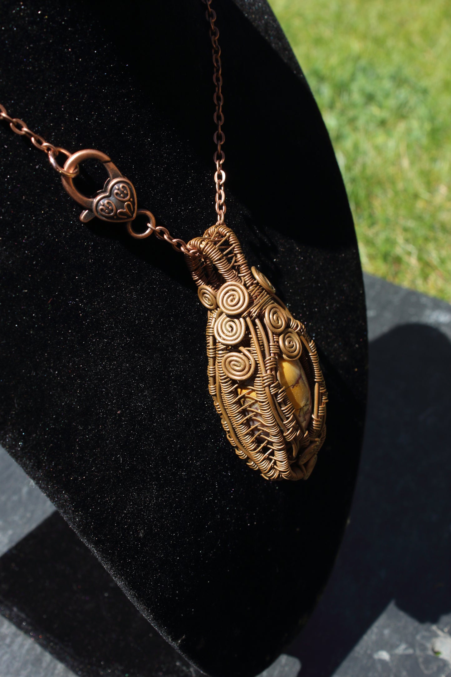 Specimen piece: Mookatite jasper amulet