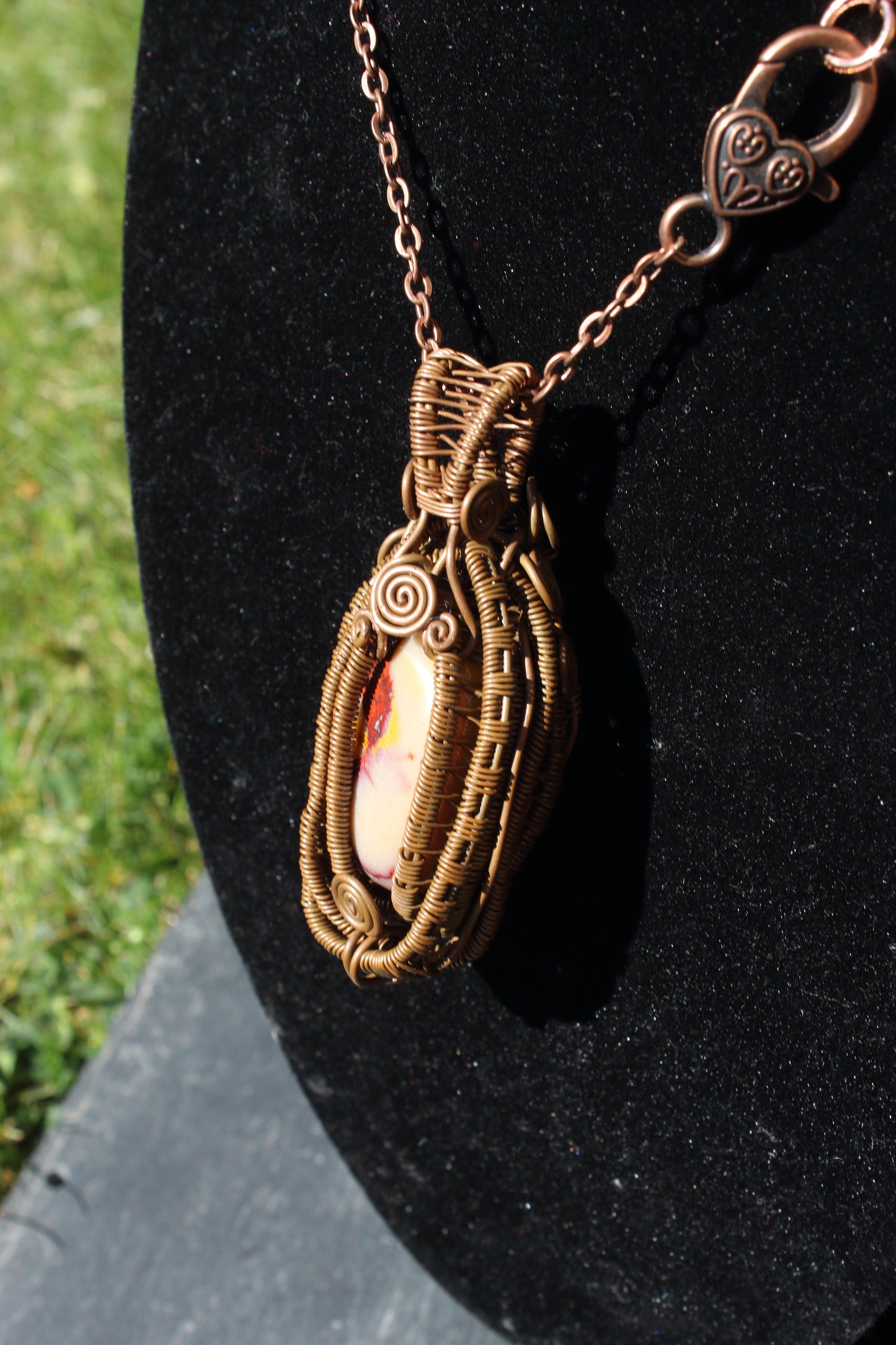 Specimen piece: Mookatite jasper amulet